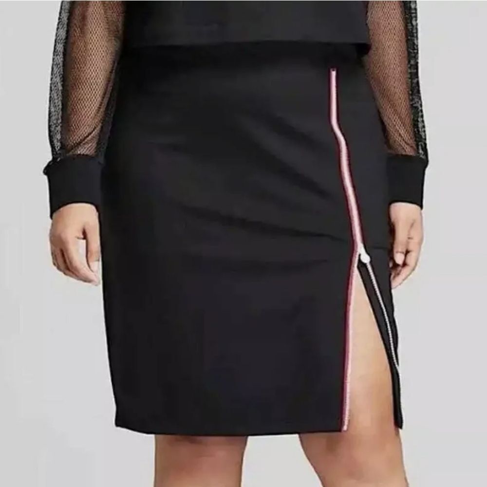 Hunter M Target Knit Skirt Black Red Racing Stripe Zipper Mini